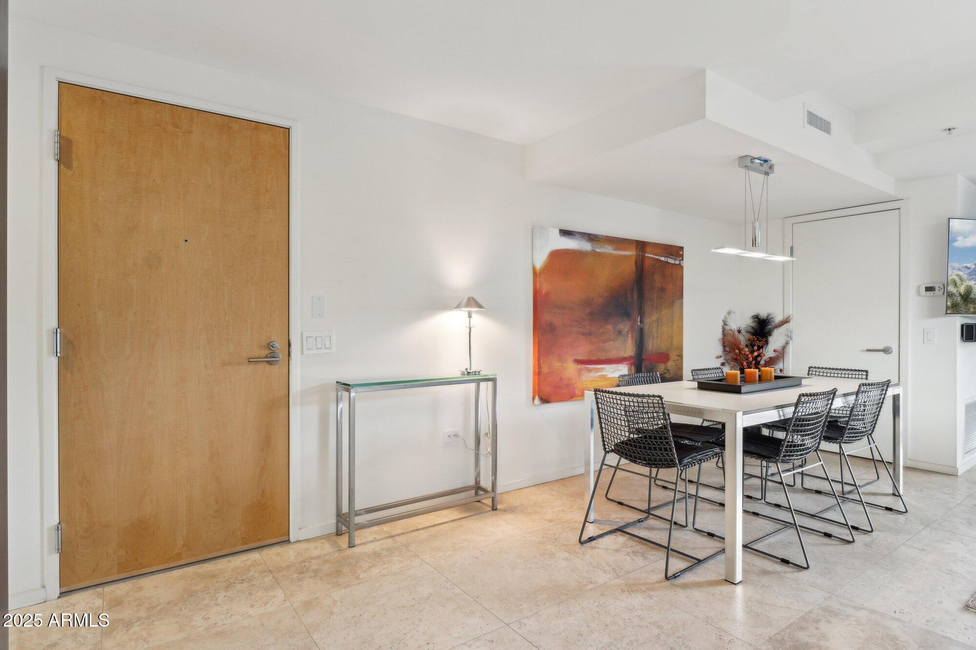 Property Photo: 7121 E Rancho Vista Drive 6001 AZ 85251