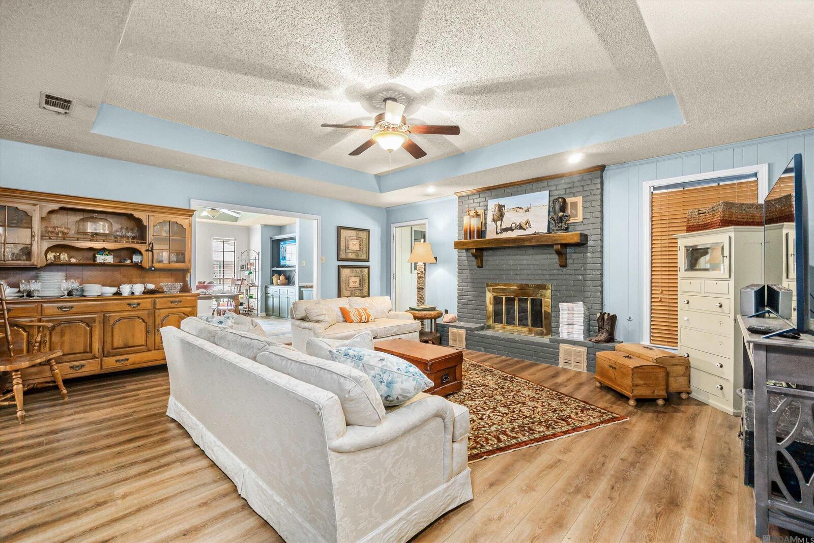 Property Photo: 5853 Hickory Ridge Bl LA 70817