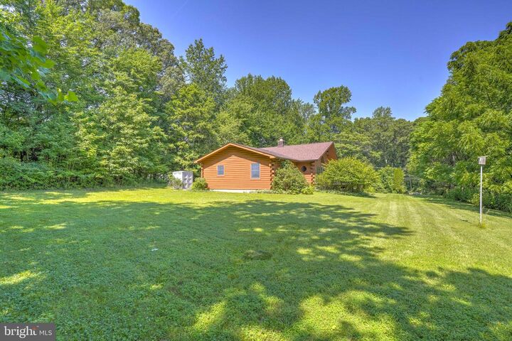 Property Photo:  5925 Huntingtown Road  MD 20639 