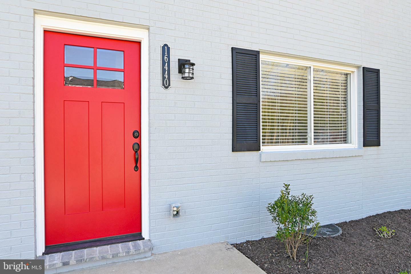 Property Photo: 16440 Combs Drive VA 22485