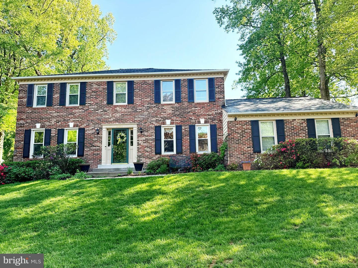 Property Photo: 20553 Anndyke Way MD 20874