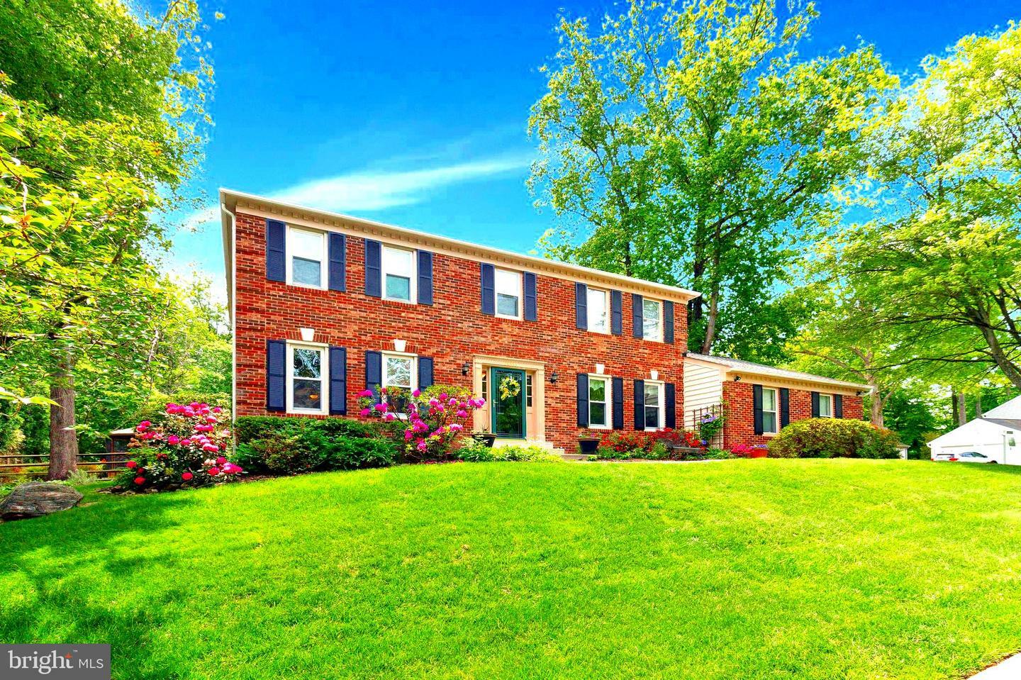 Property Photo: 20553 Anndyke Way MD 20874