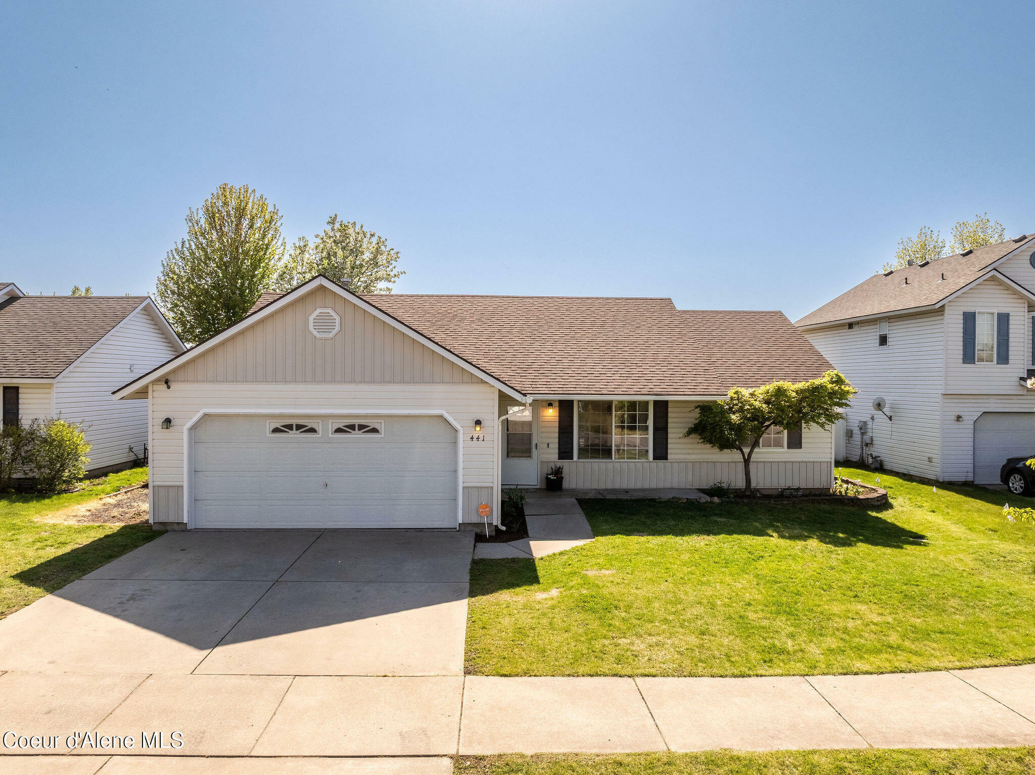 Property Photo: 441 N Blandwood Ct ID 83854