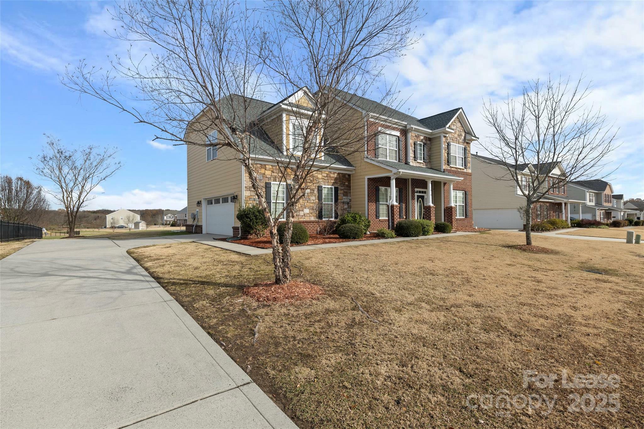 Property Photo: 1010 Wellscroft Road NC 28079
