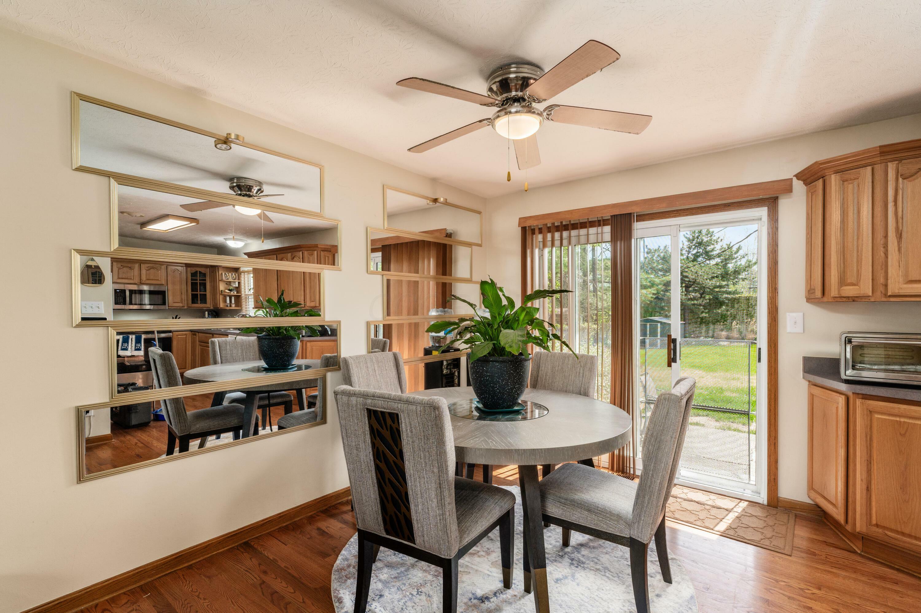 Property Photo: 6065 Batavia Road OH 43081