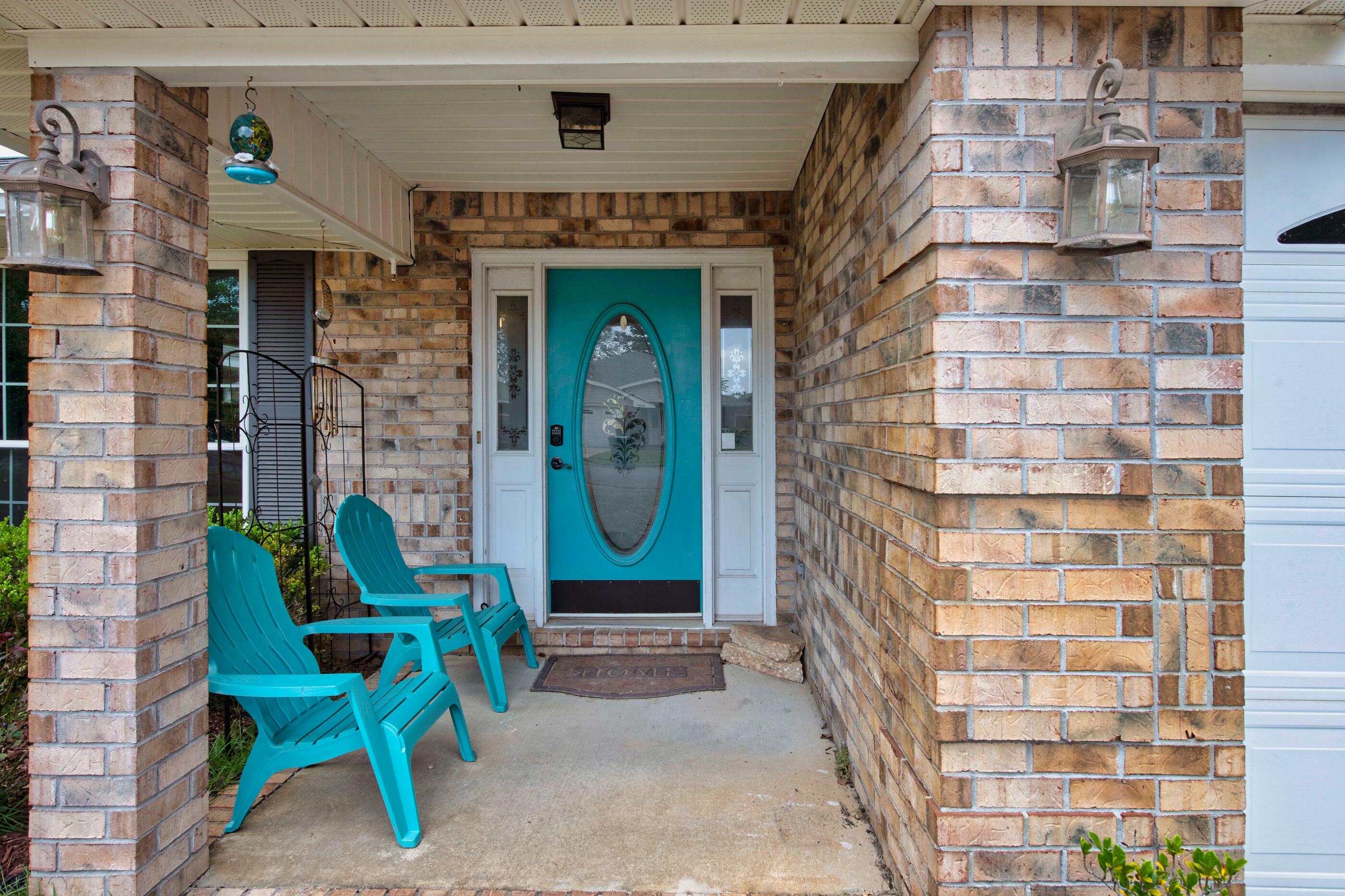 Property Photo: 1607 Sutton Place FL 32547