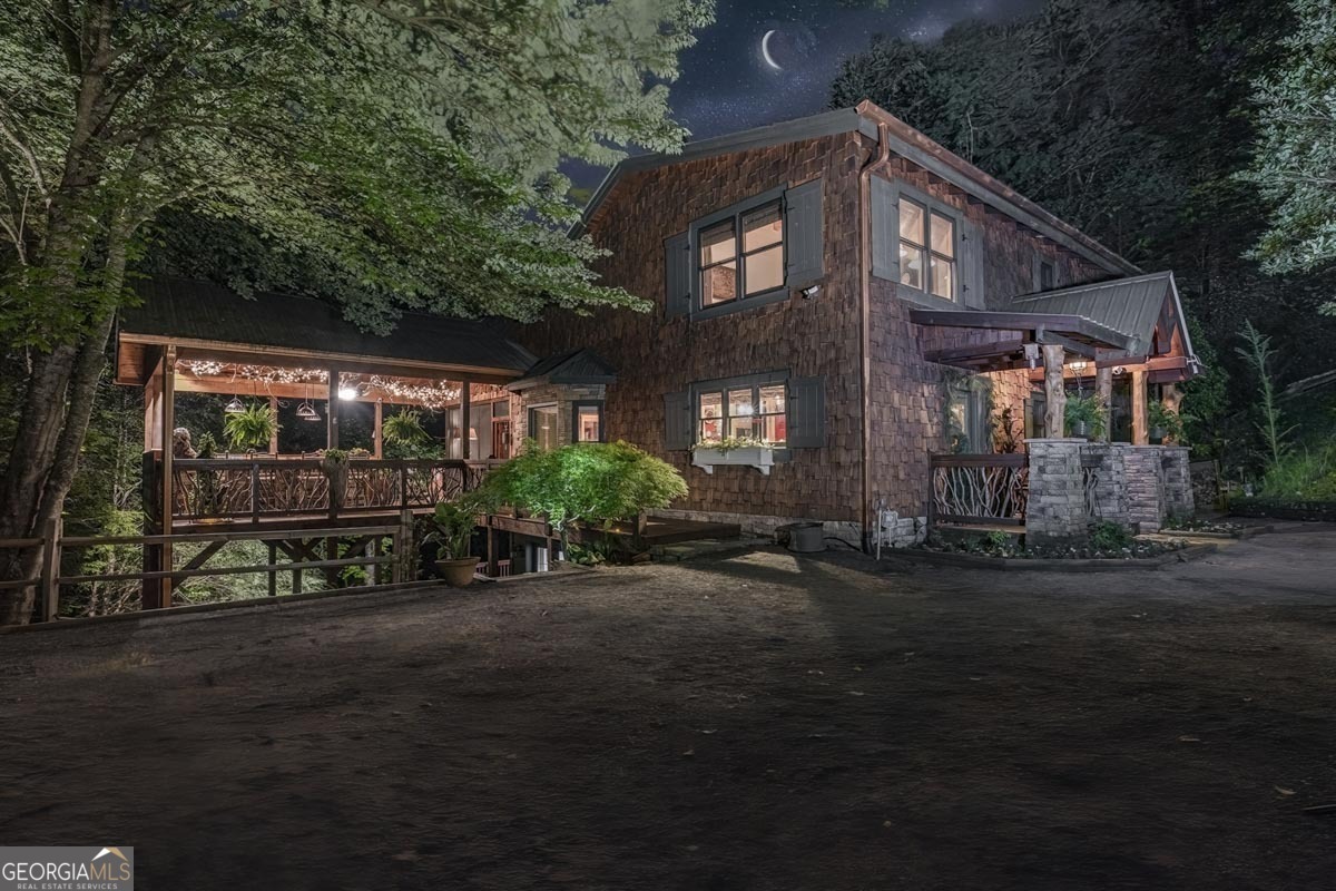 Property Photo: 360 Cascade Point GA 30540
