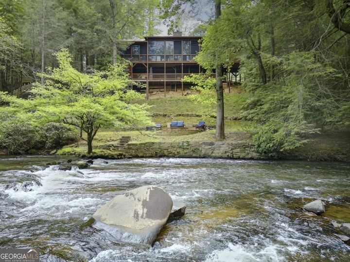Property Photo:  360 Cascade Point  GA 30540 