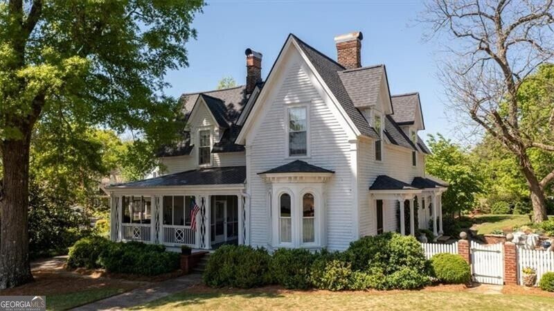 Property Photo: 109 N Cave Spring Street GA 30125