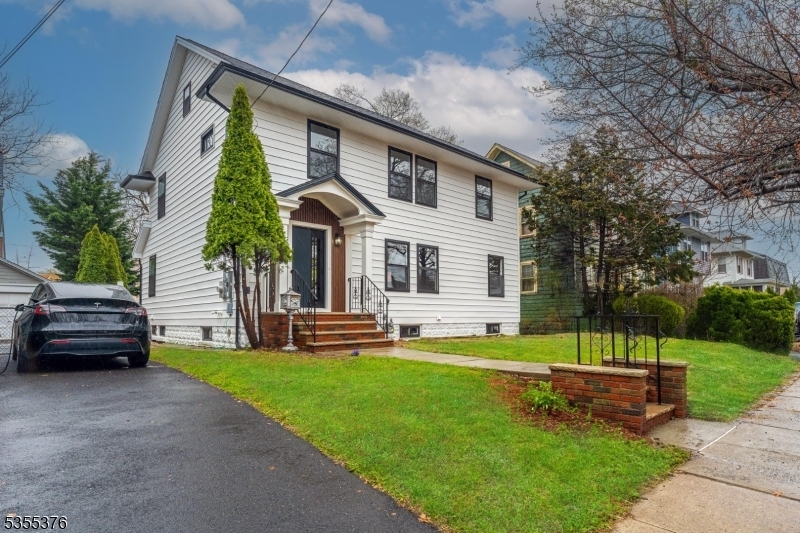 27 Highland Ave  Elizabeth City NJ 07208 photo