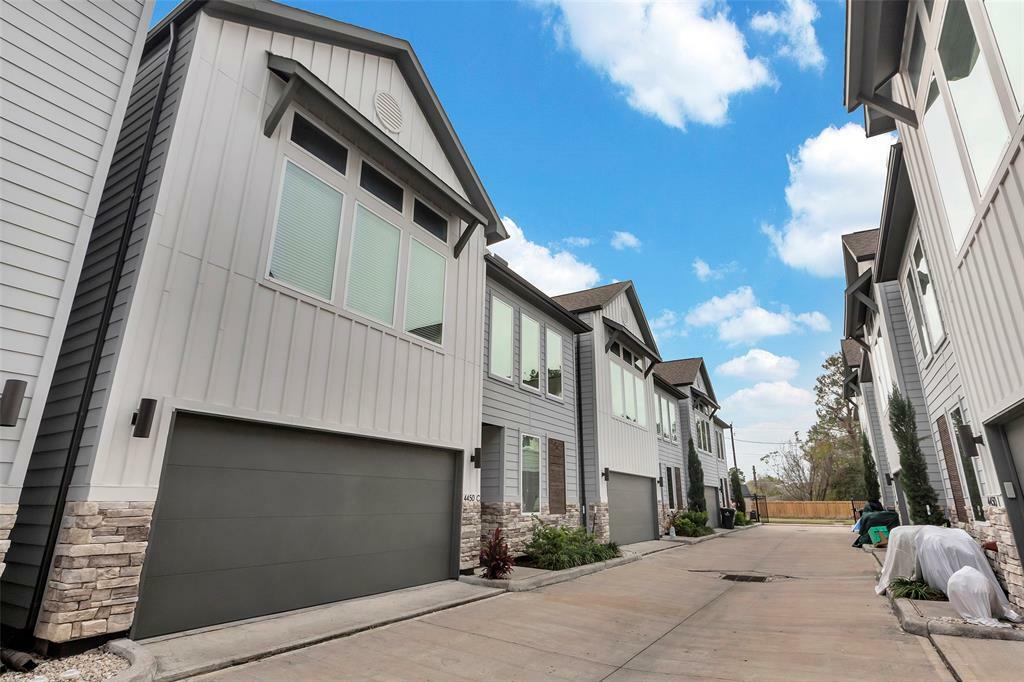 Property Photo: 4450 W Tidwell Road C TX 77091