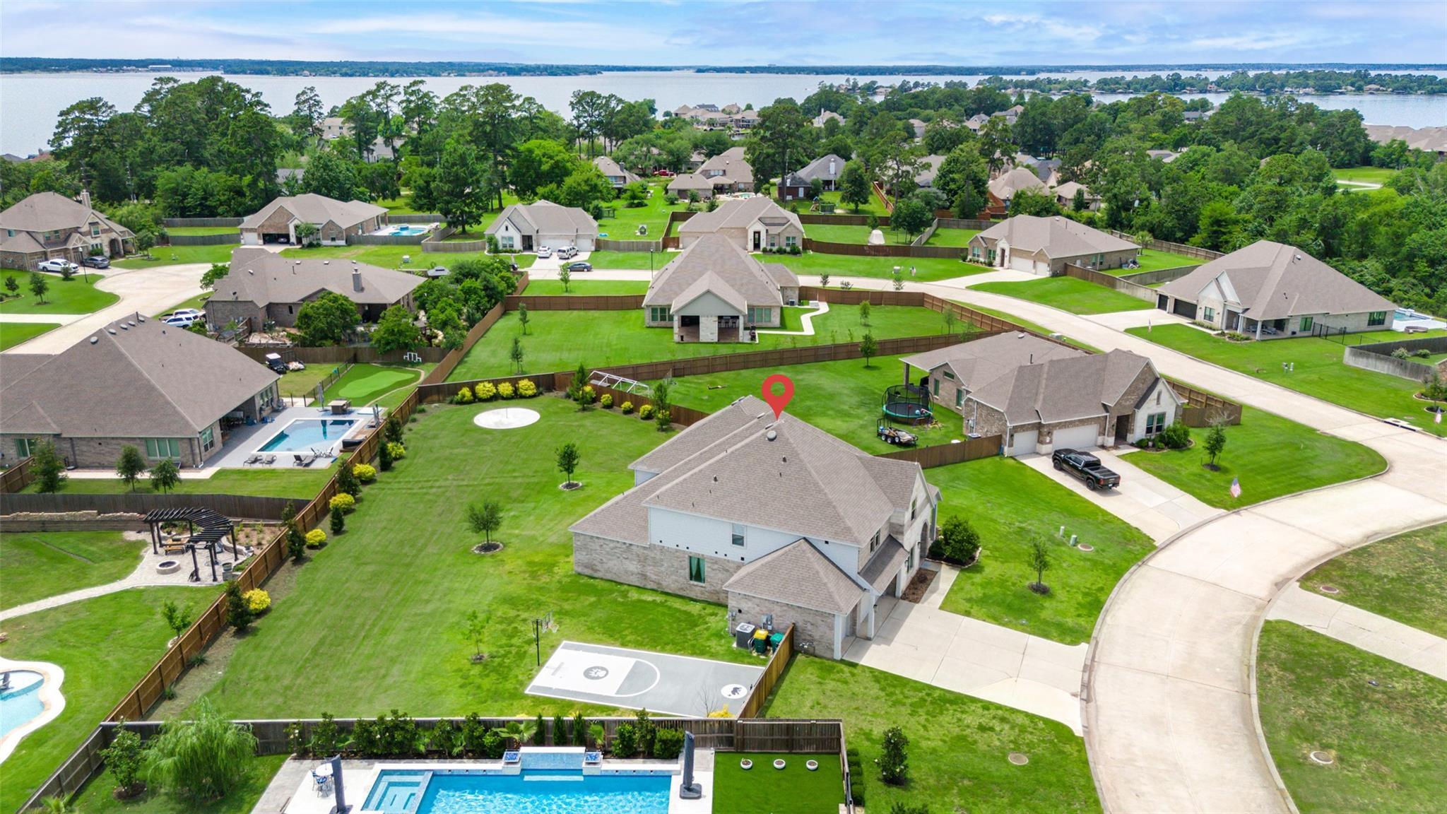 Property Photo: 6006 Henry Hamlet Drive TX 77304
