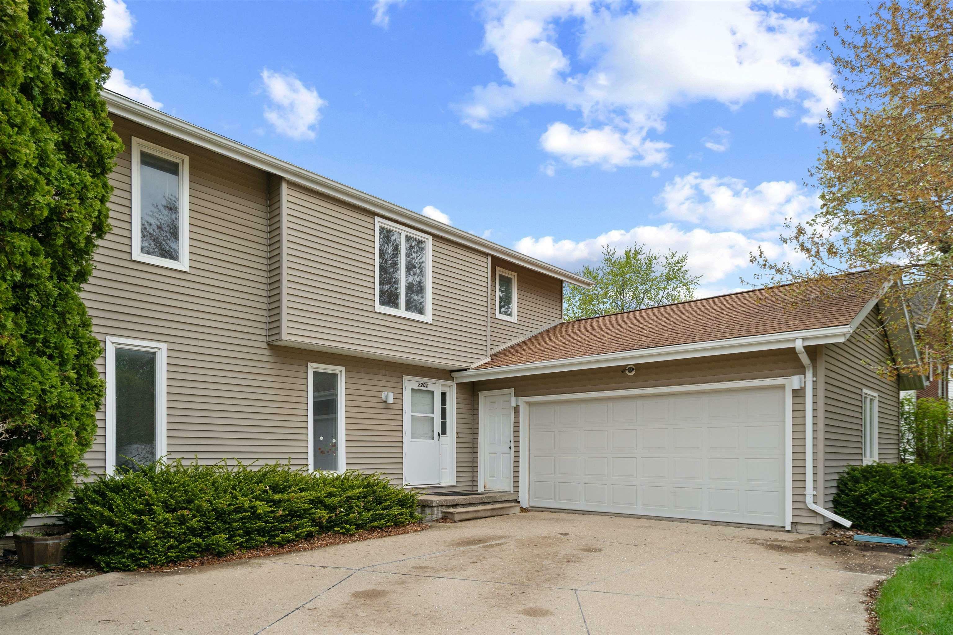 Property Photo: 2201 W 8th Street IA 50613