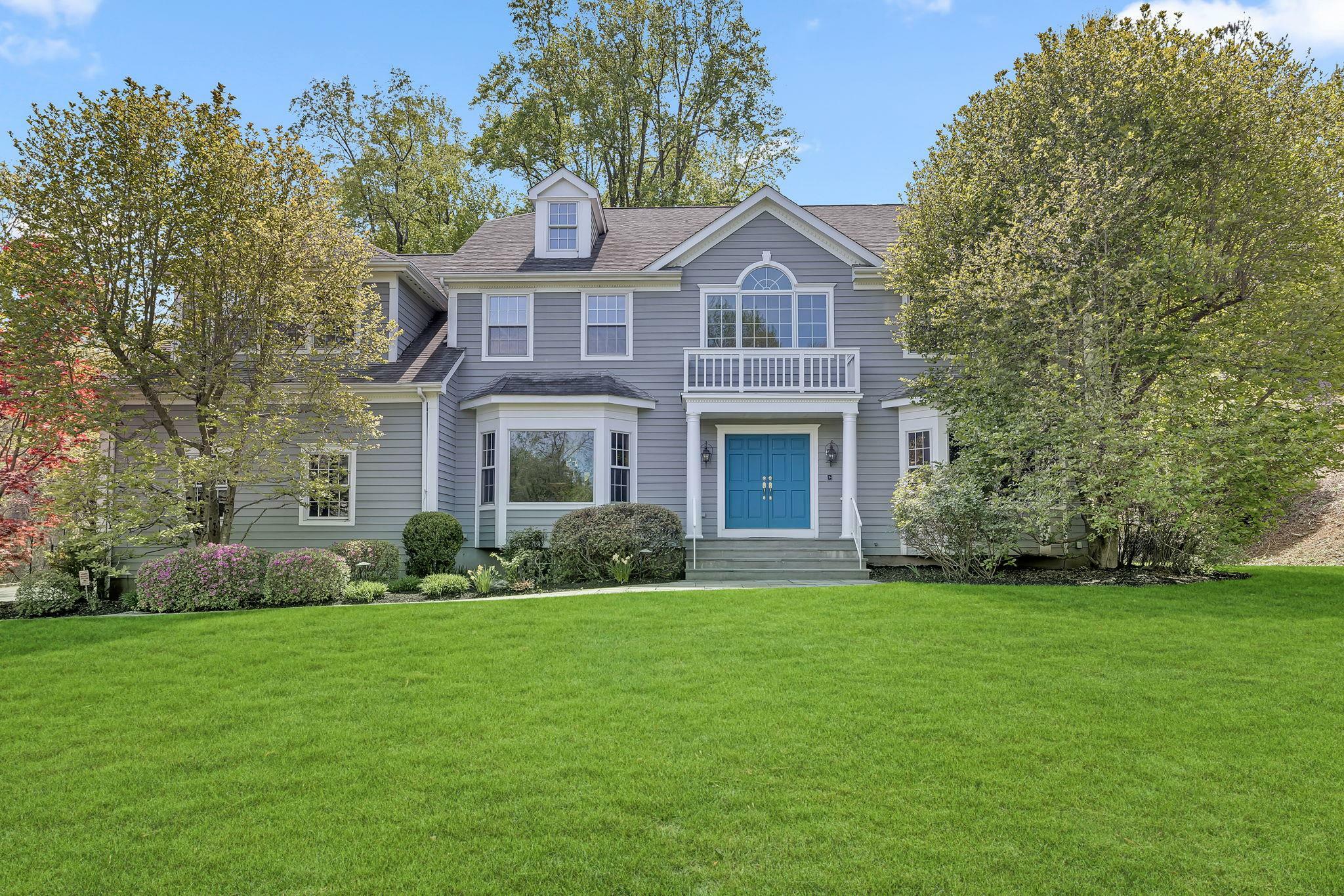 Property Photo:  24 Hollow Tree Road  NY 10510 