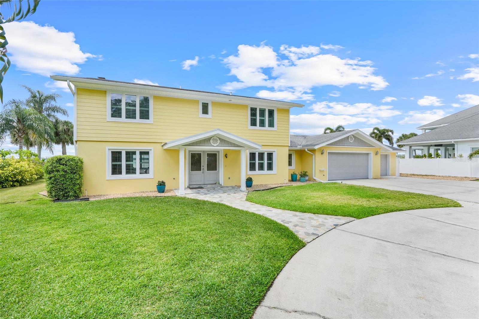 Property Photo: 5224 Saint Regis Place FL 32812