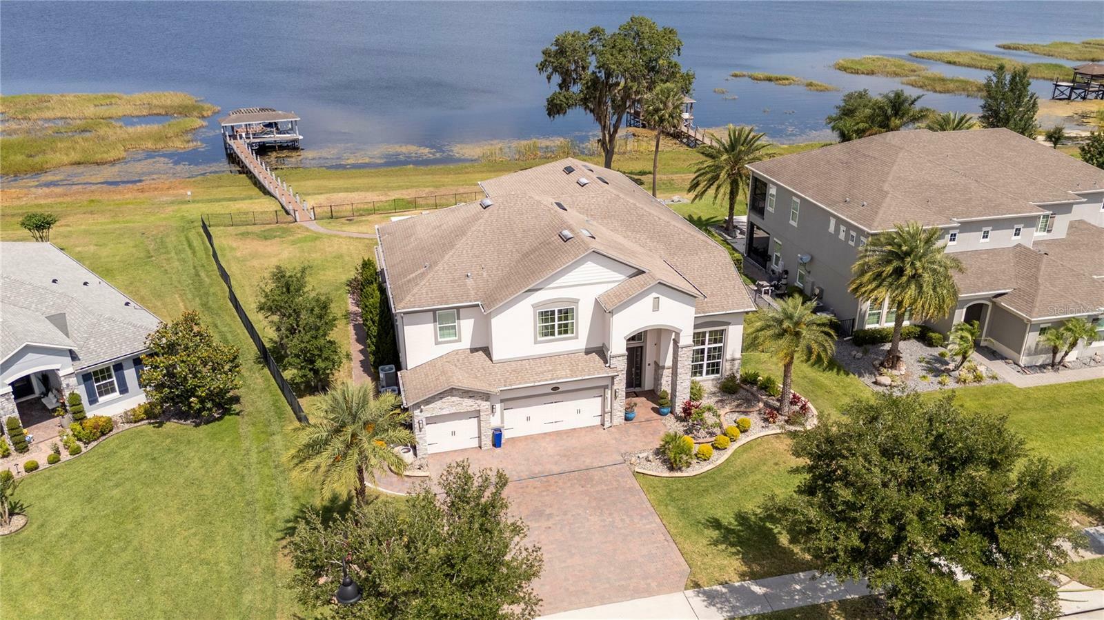 Property Photo: 16054 Johns Lake Overlook Drive FL 34787