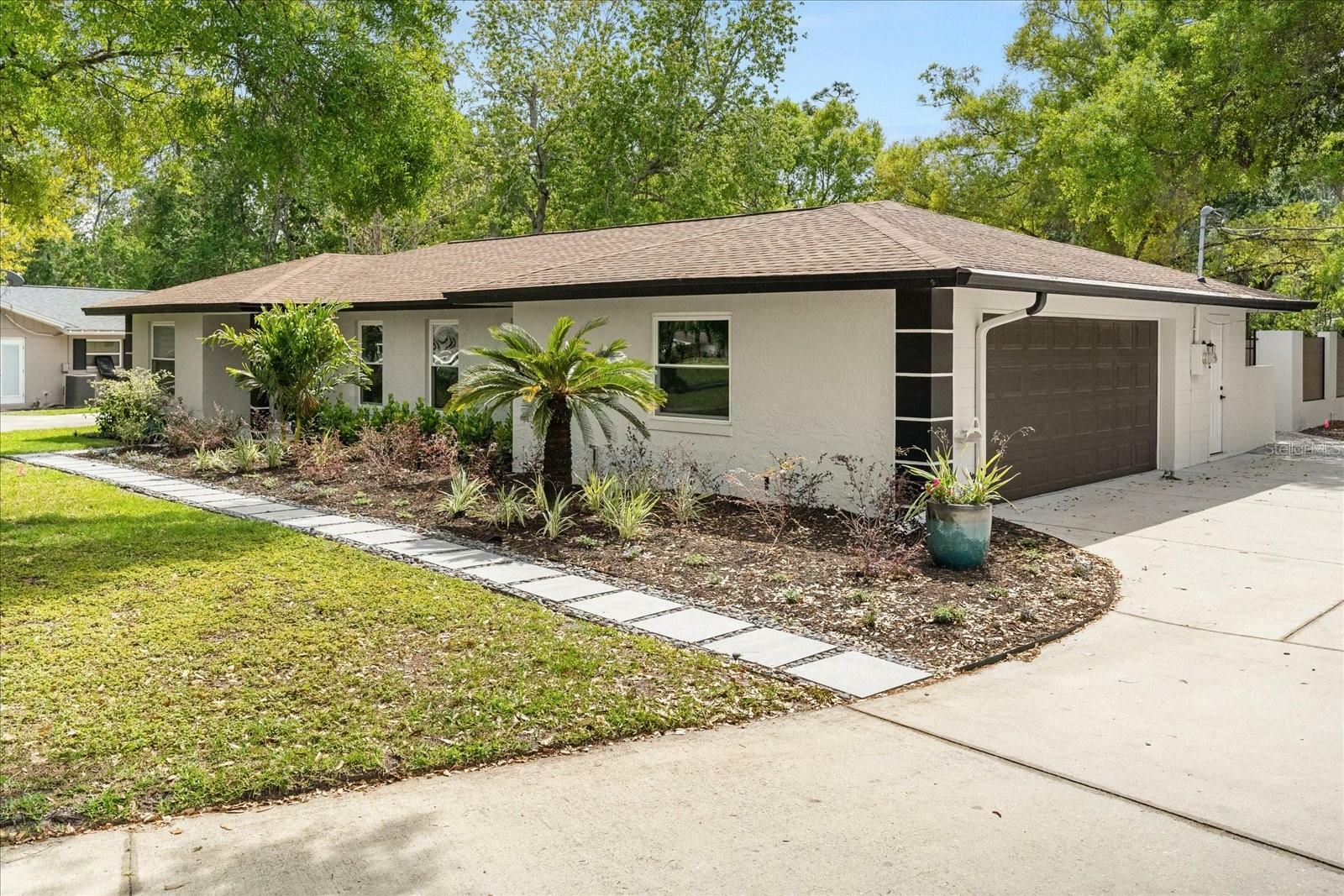 Property Photo: 1113 Black Acre Trail FL 32708