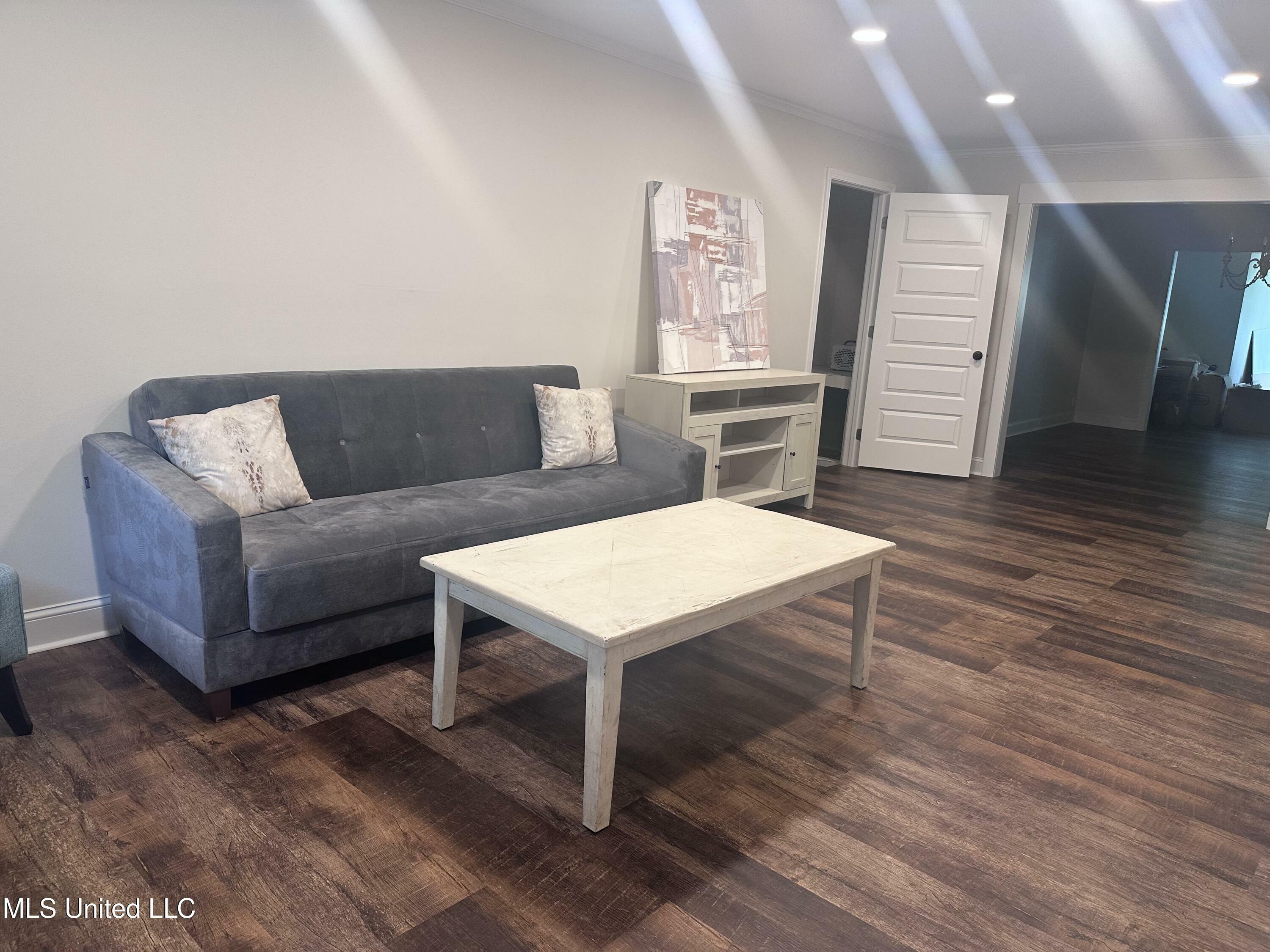 Property Photo: 1115 Westwood Street MS 39567