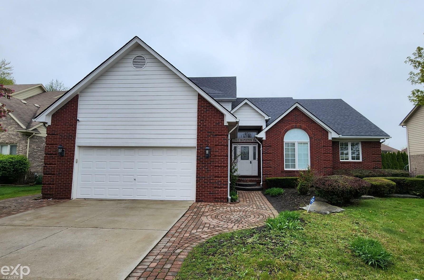 19913 Mapleton Drive  Macomb Twp MI 48044-5774 photo