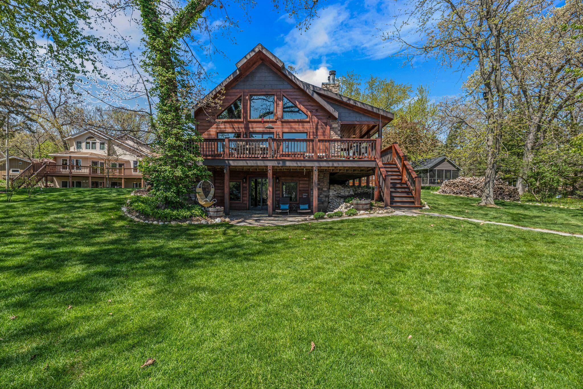 3024 Nagawicka Ave  Delafield WI 53018 photo