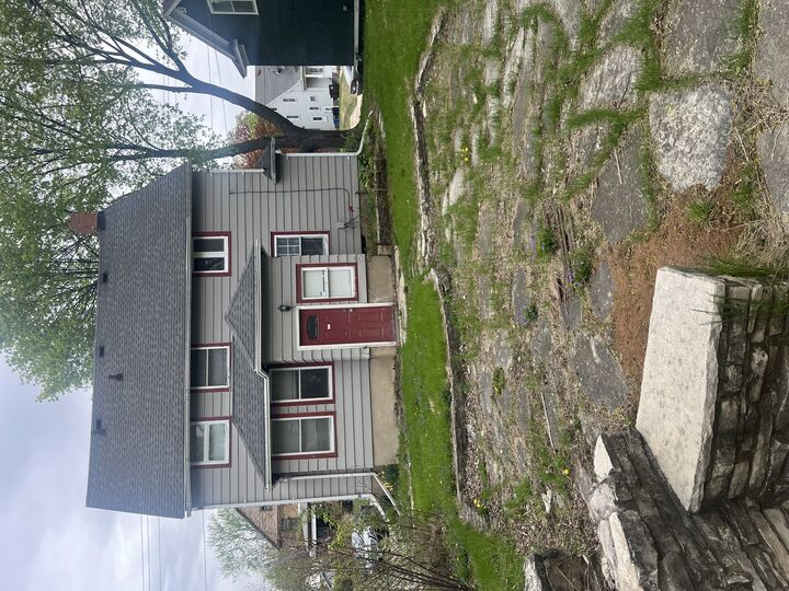 Property Photo:  624 Ashland Avenue  IL 61103 