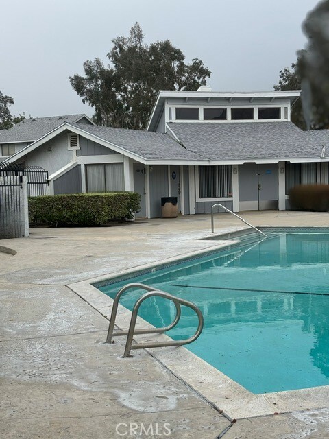 Property Photo: 1380 W 48th Street 48 CA 92407