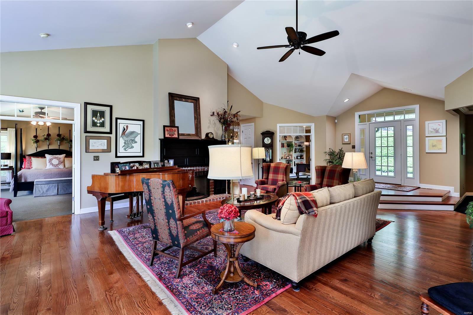 Property Photo: 242 Saint Andrews Drive MO 63073