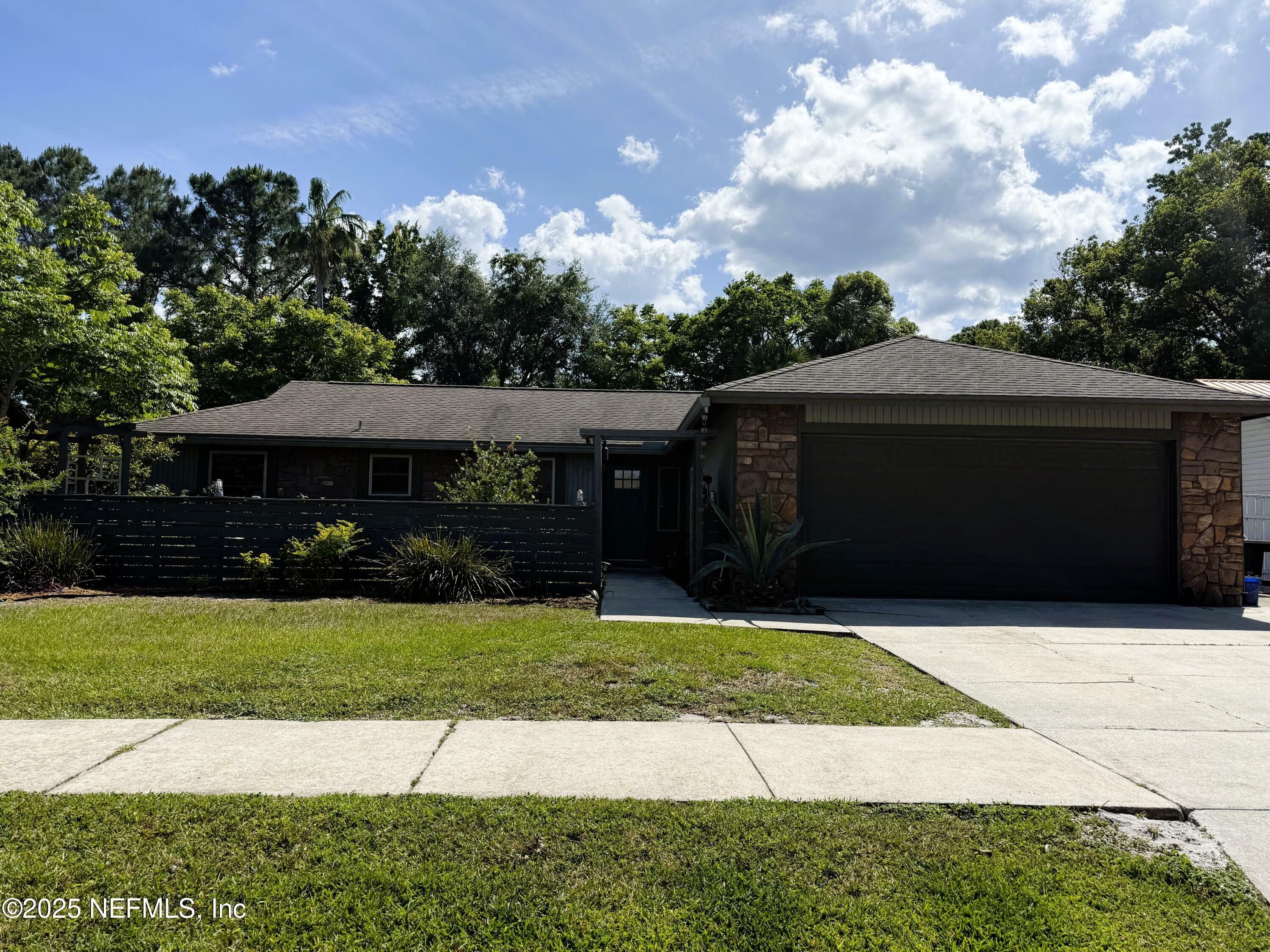 10242 Bear Valley Road  Jacksonville FL 32257 photo