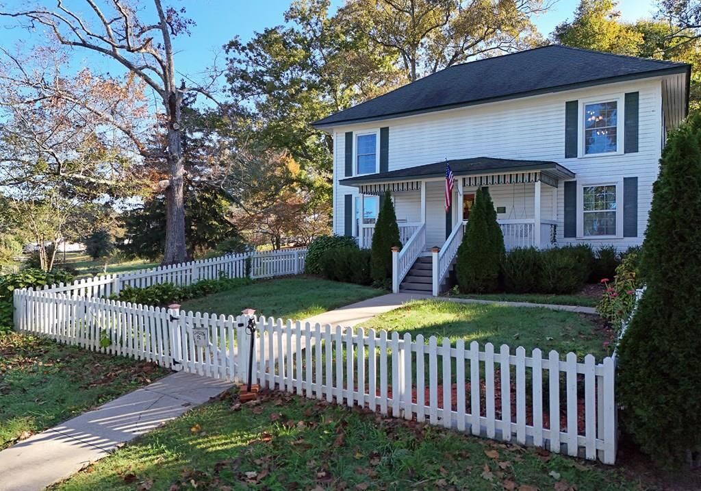 Property Photo: 63 Loving Road GA 30560