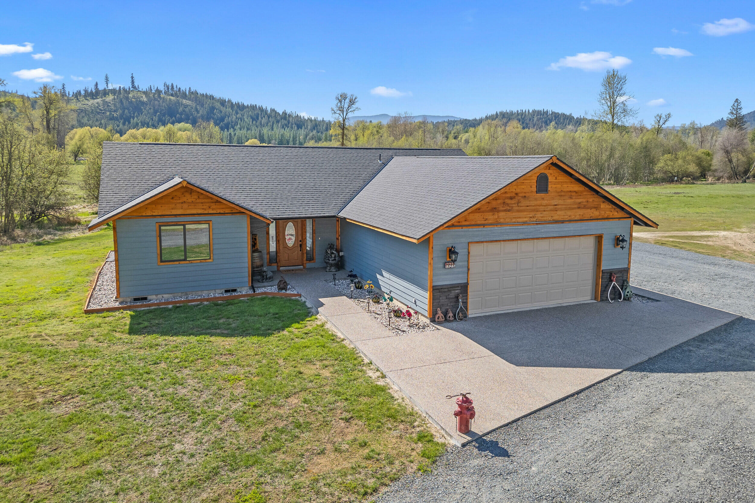 Property Photo: 3016 Wrights Valley Rd WA 99109