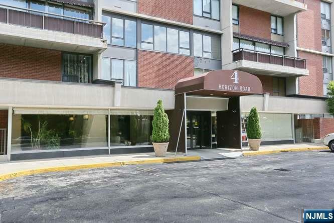Property Photo: 4 Horizon G-19 NJ 07024