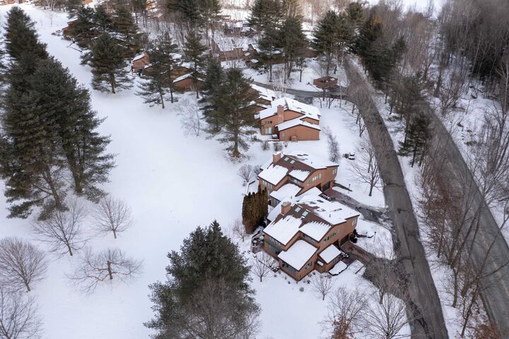 Property Photo: 3755 Quechee Main Street VT 05059