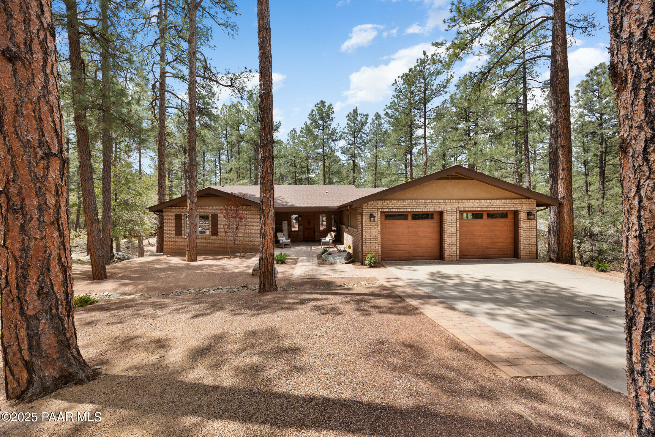 Property Photo: 1640 S Roadrunner S AZ 86303