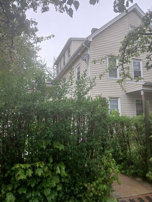 Property Photo: 22 Florence St MA 01610