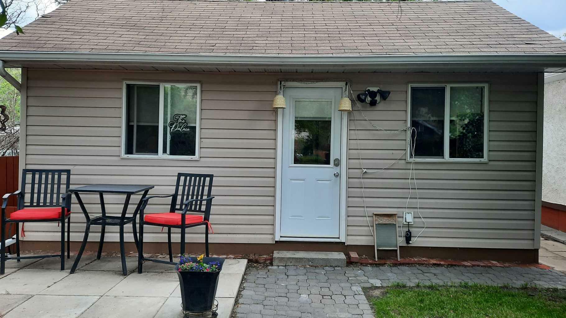 Property Photo: 253 2 Avenue AB T0J 1B0