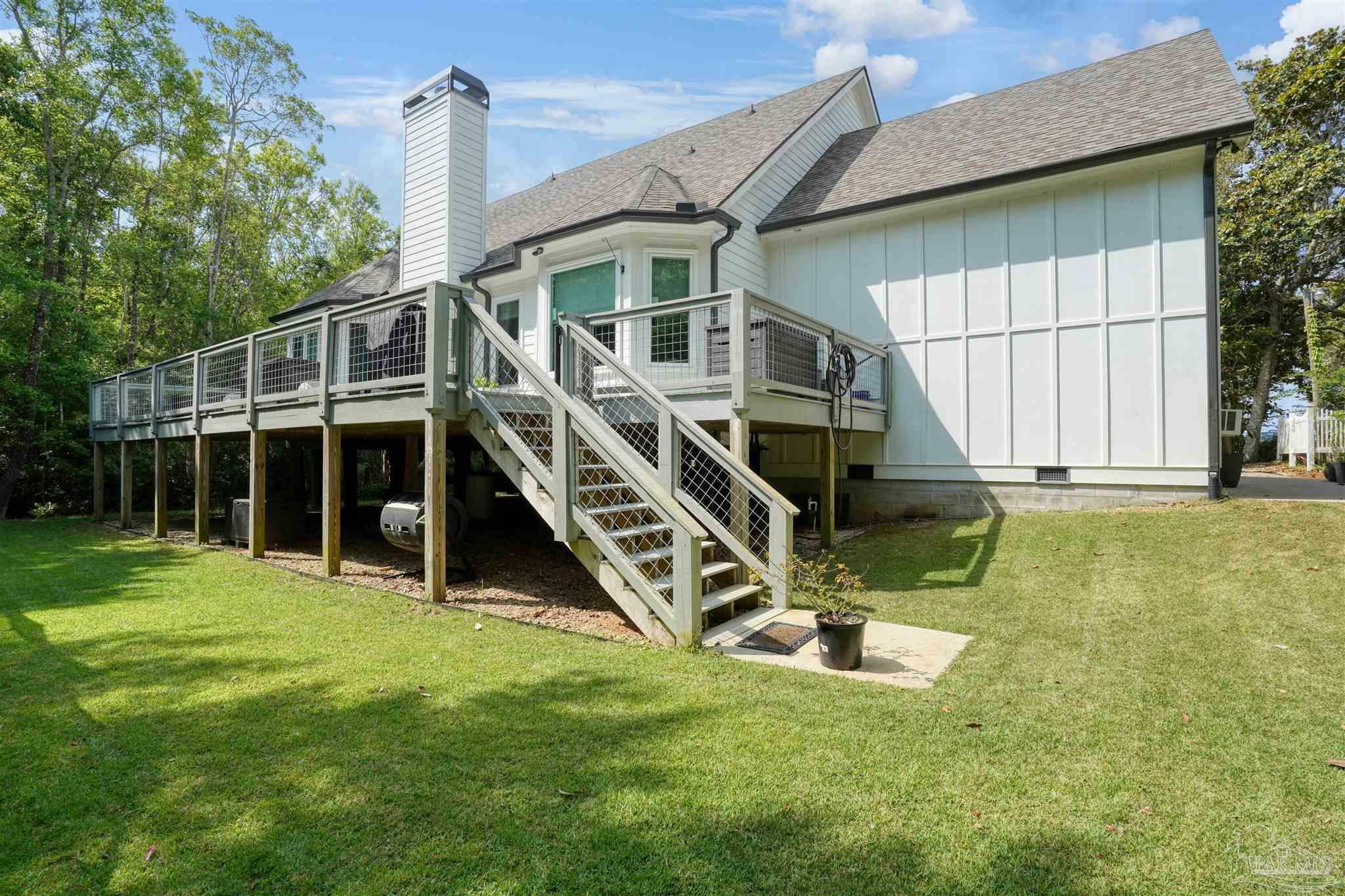 Property Photo: 2008 Plantation Oaks Dr FL 32566