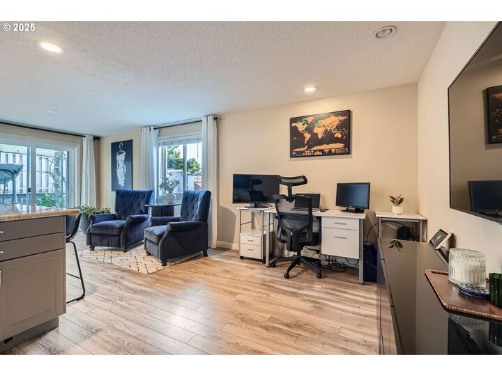 Property Photo: 5305 NE 70th Cir WA 98661