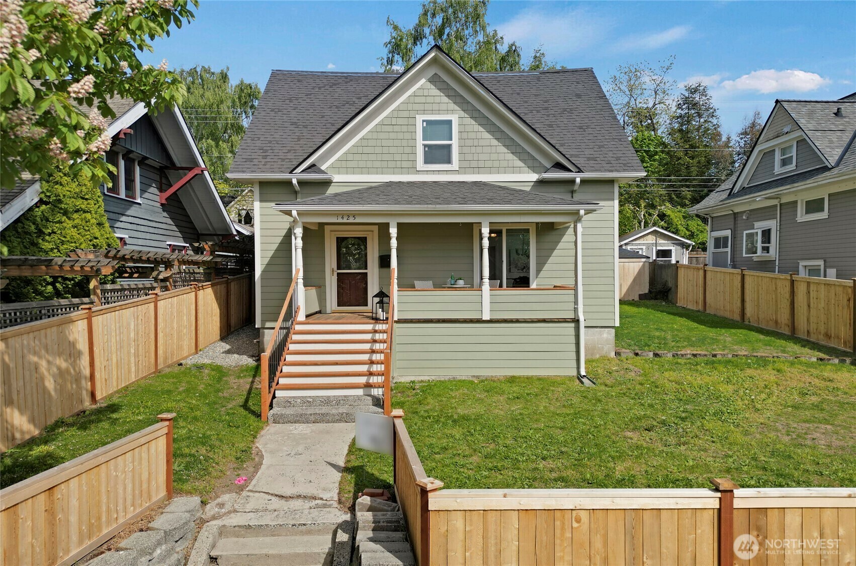 Property Photo: 1425 N Prospect Street WA 98406