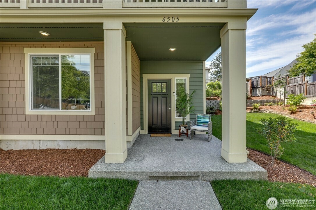 Property Photo: 6505 31st Avenue SW WA 98126