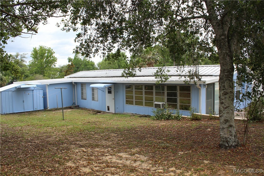 Property Photo: 3703 E Nugget Lane FL 34453