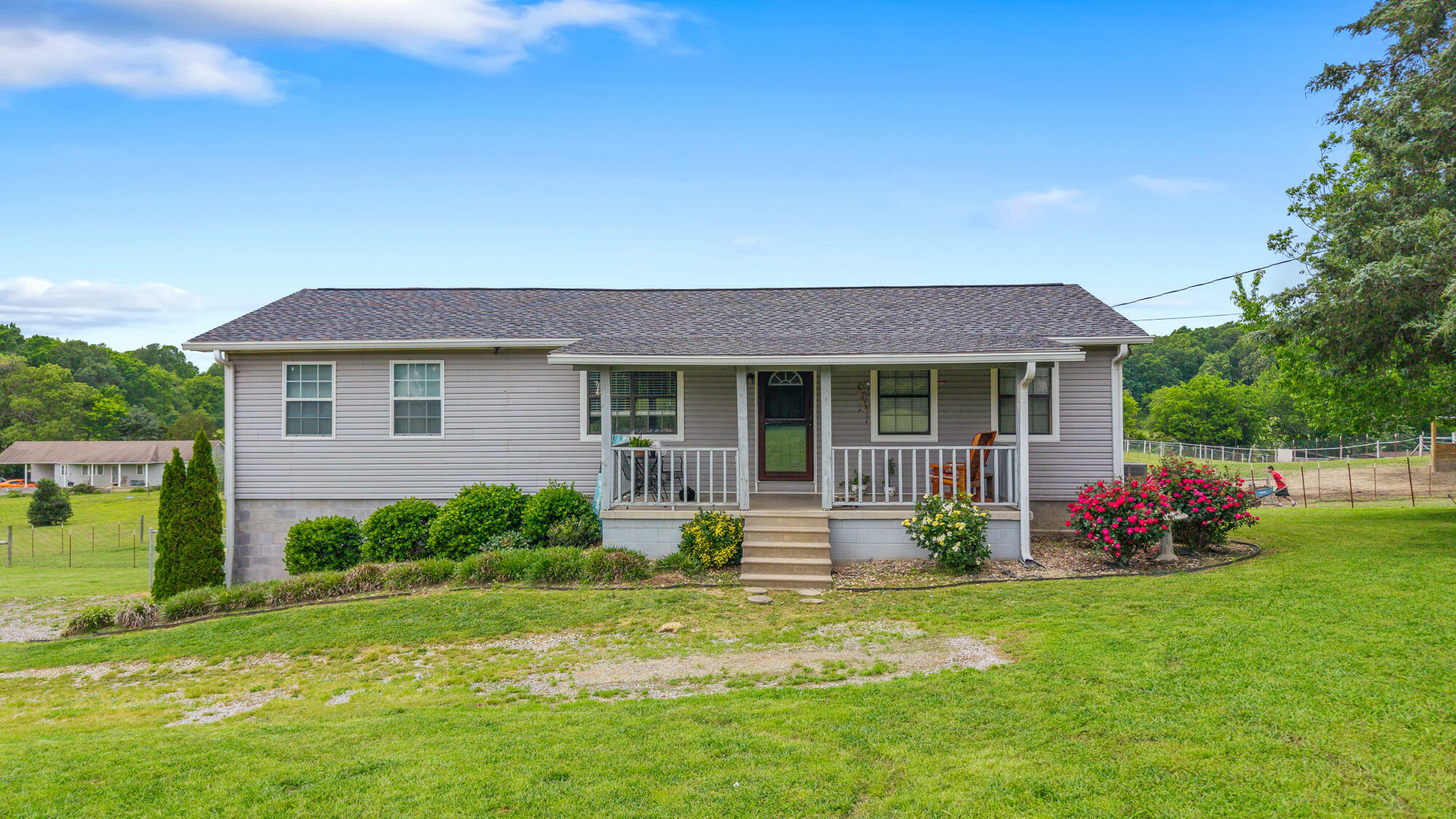 190 Lees Chapel Road  Sweetwater TN 37874 photo