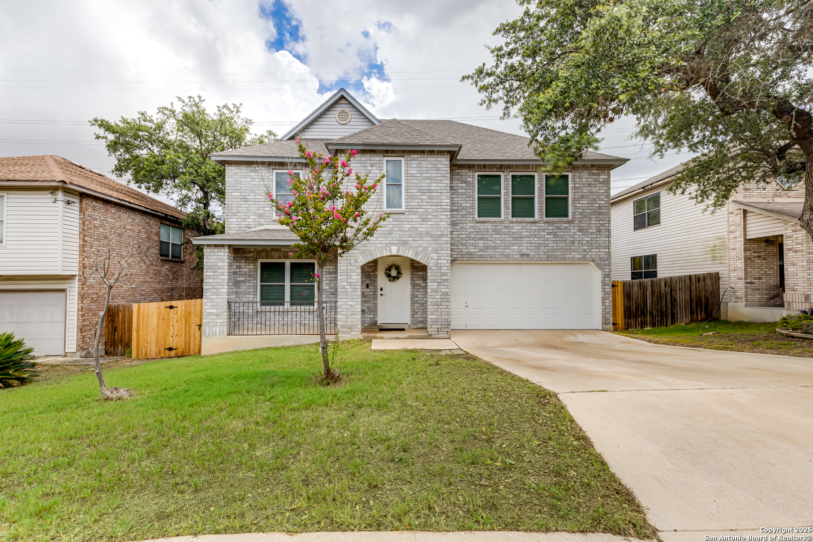 15710 Knollhollow  San Antonio TX 78247 photo