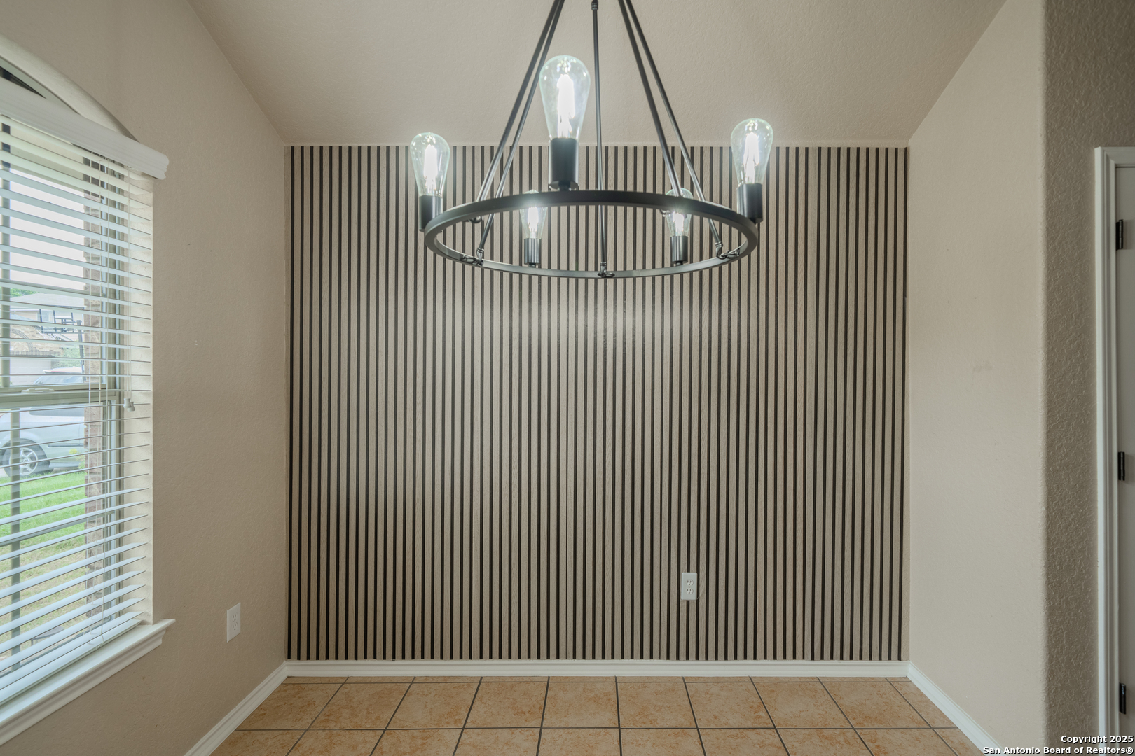 Property Photo: 3830 Bogie Way TX 78109