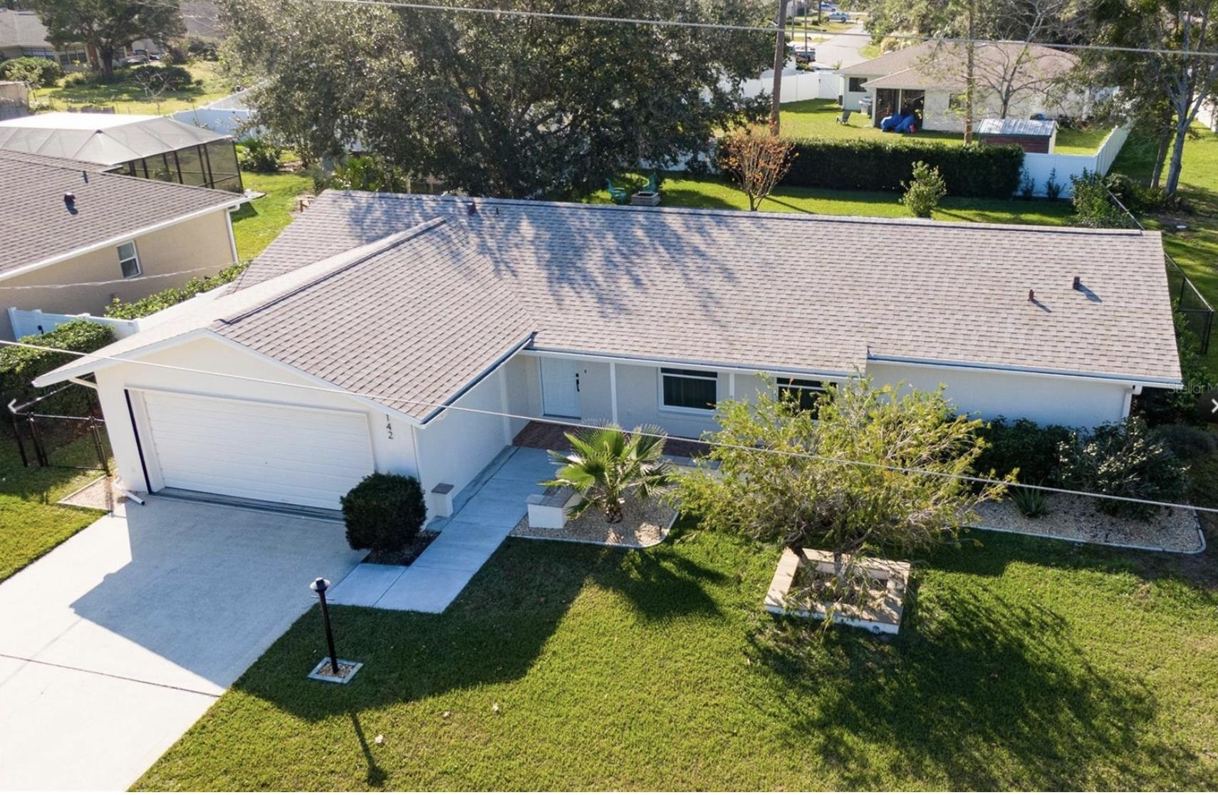 Property Photo: 142 Foster Ln FL 32137