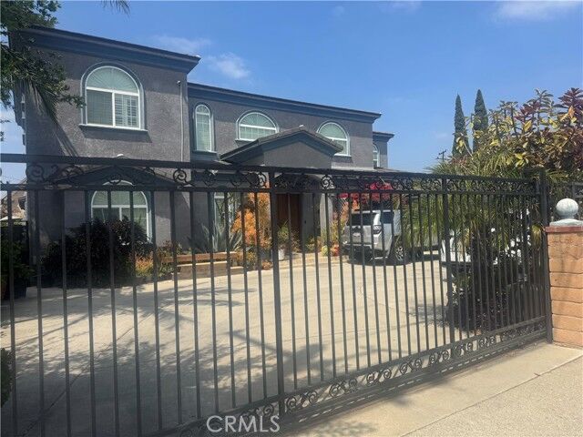 Property Photo: 11331 Chapman Avenue CA 92840