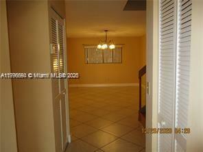 Property Photo: 424 SE 11th Ter 424 FL 33004