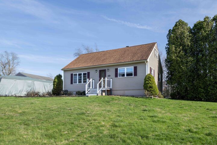 17 Terry Lane  Plainfield CT 06374 photo