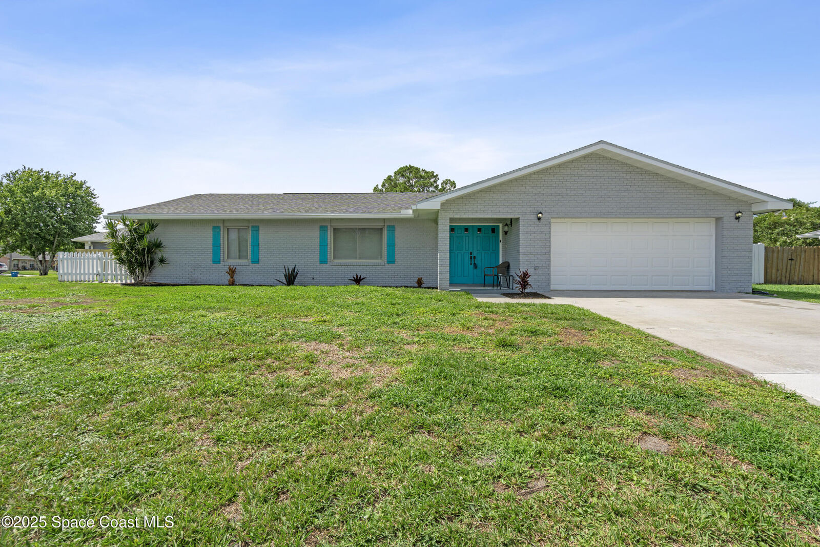 Property Photo: 705 Antilles Road NE FL 32907
