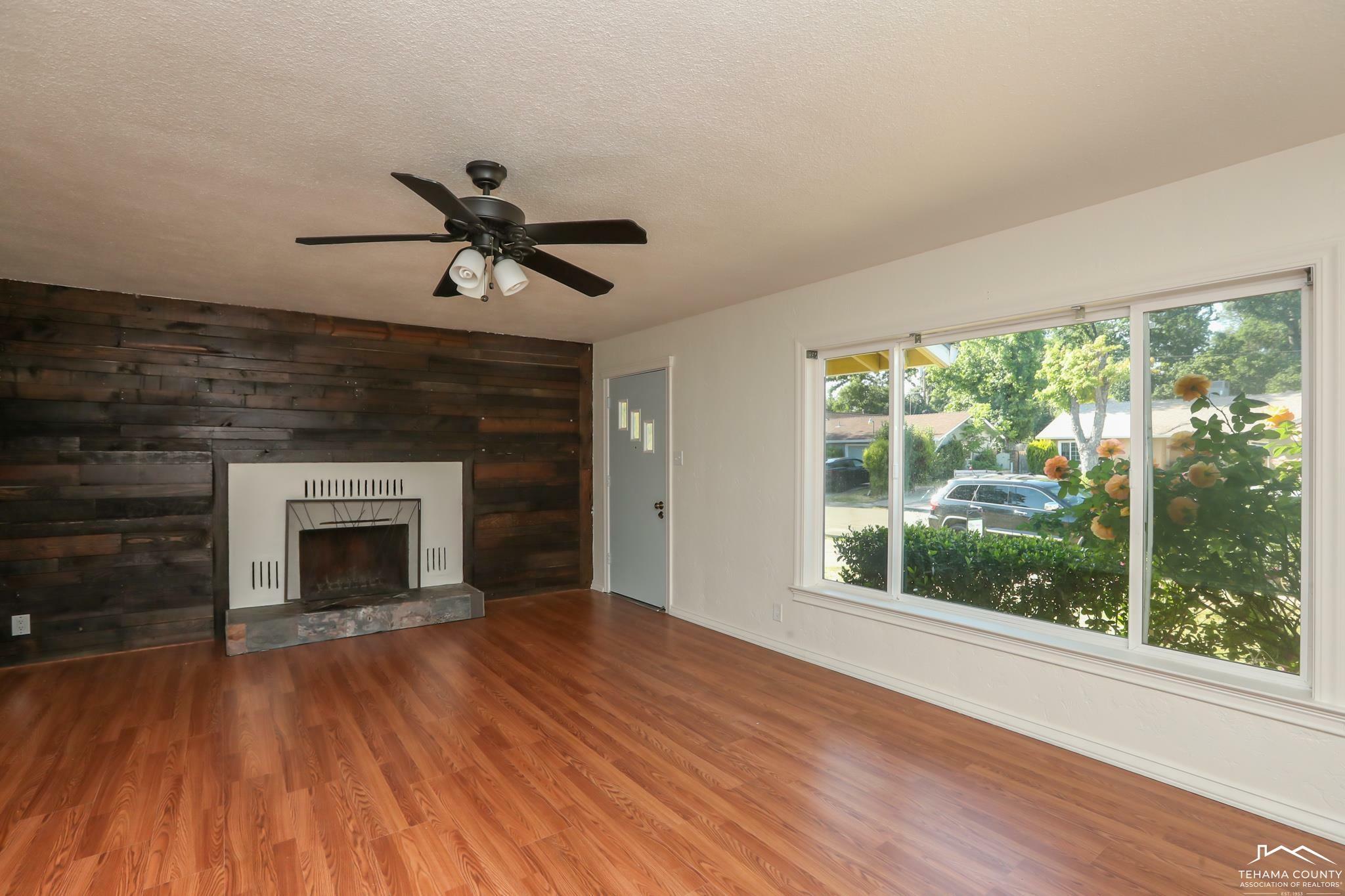 Property Photo: 173 Oleander Circle CA 96001-4844