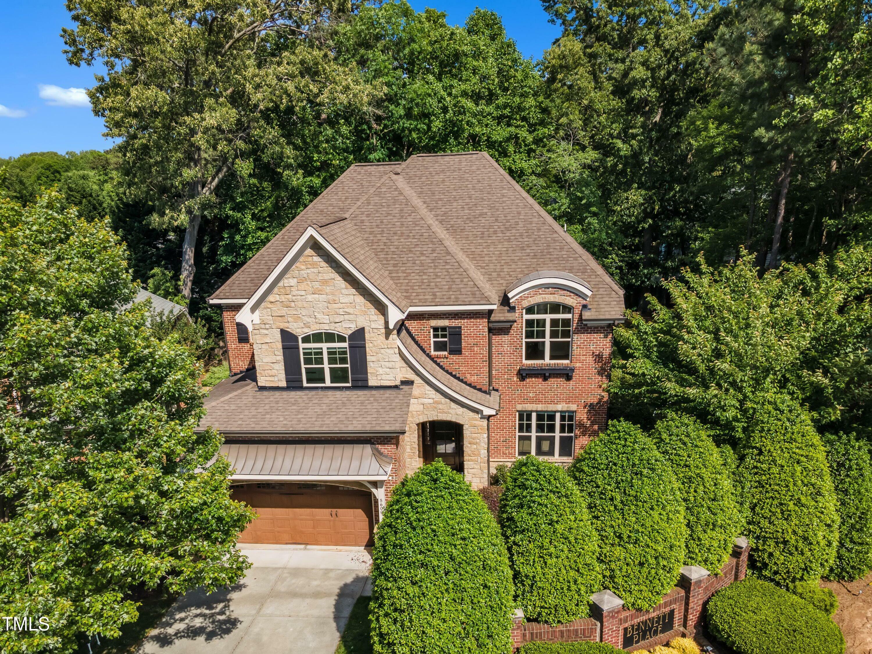 Property Photo: 5600 Bennettwood Court NC 27612